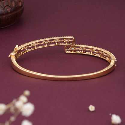 Royal Gleam Diamond  Bracelet