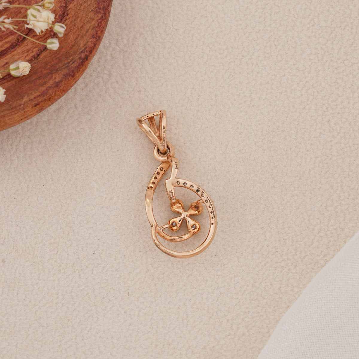 Crown Aura Diamond Pendant