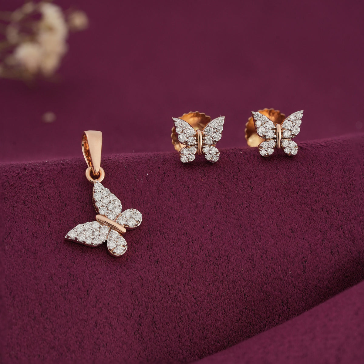 Dazzle Diamond Pendant Set