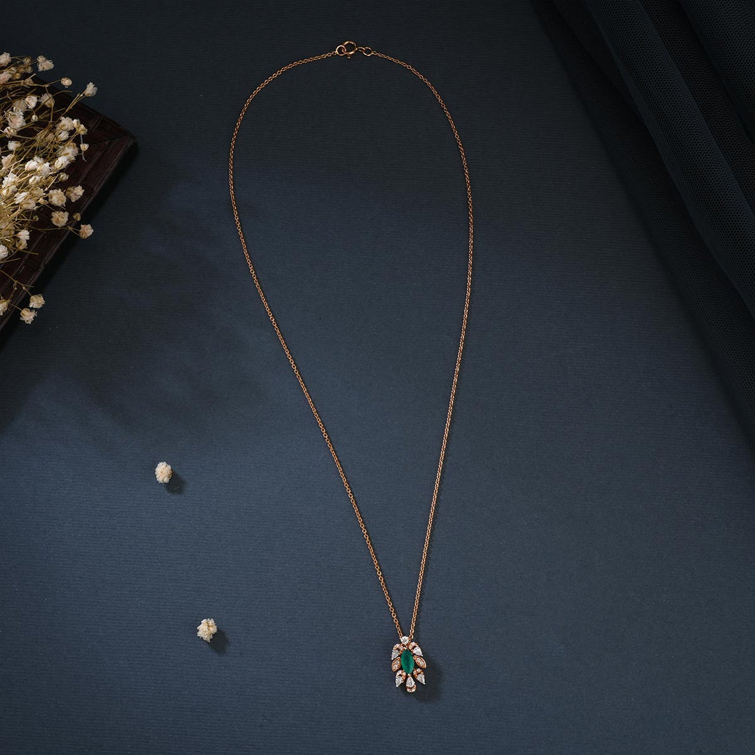 Green Spark Diamond Chain