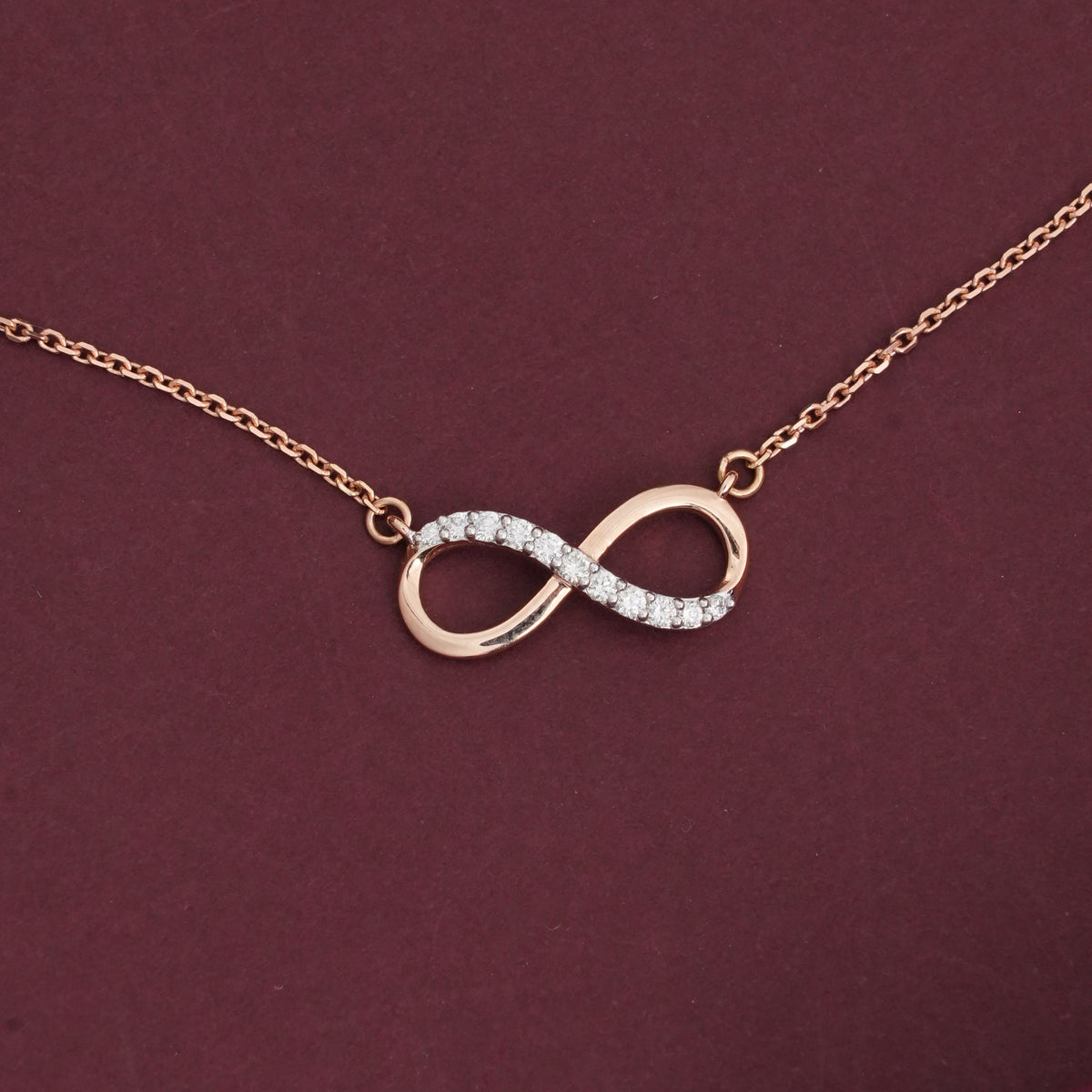 Yavika Diamond Chain