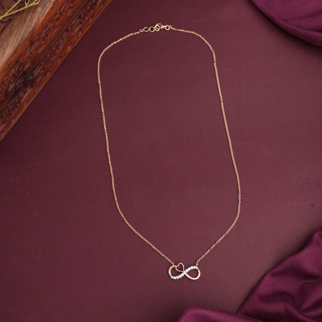 Gorgeous Diamond Chain