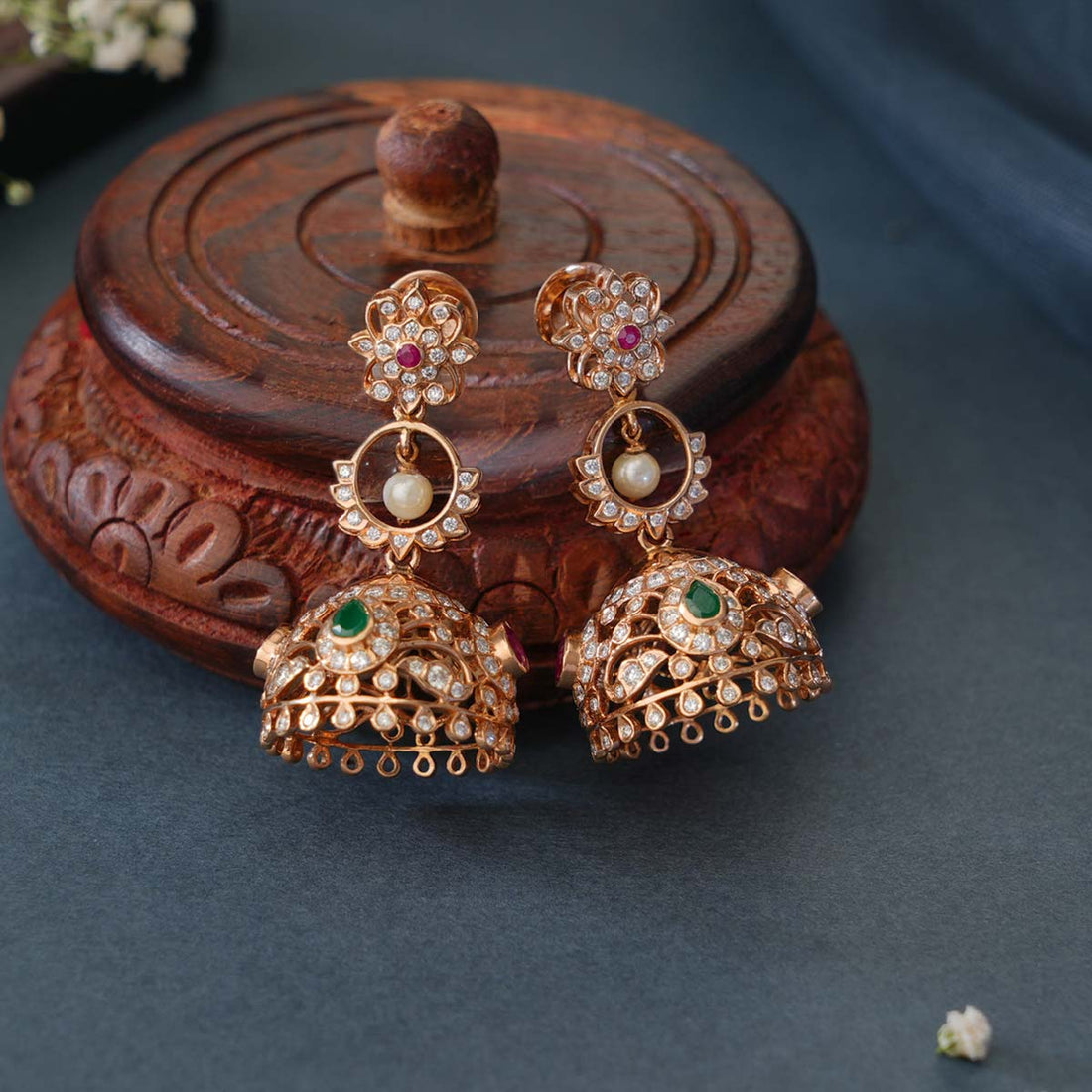 Crimsoni Diamond Jhumkas