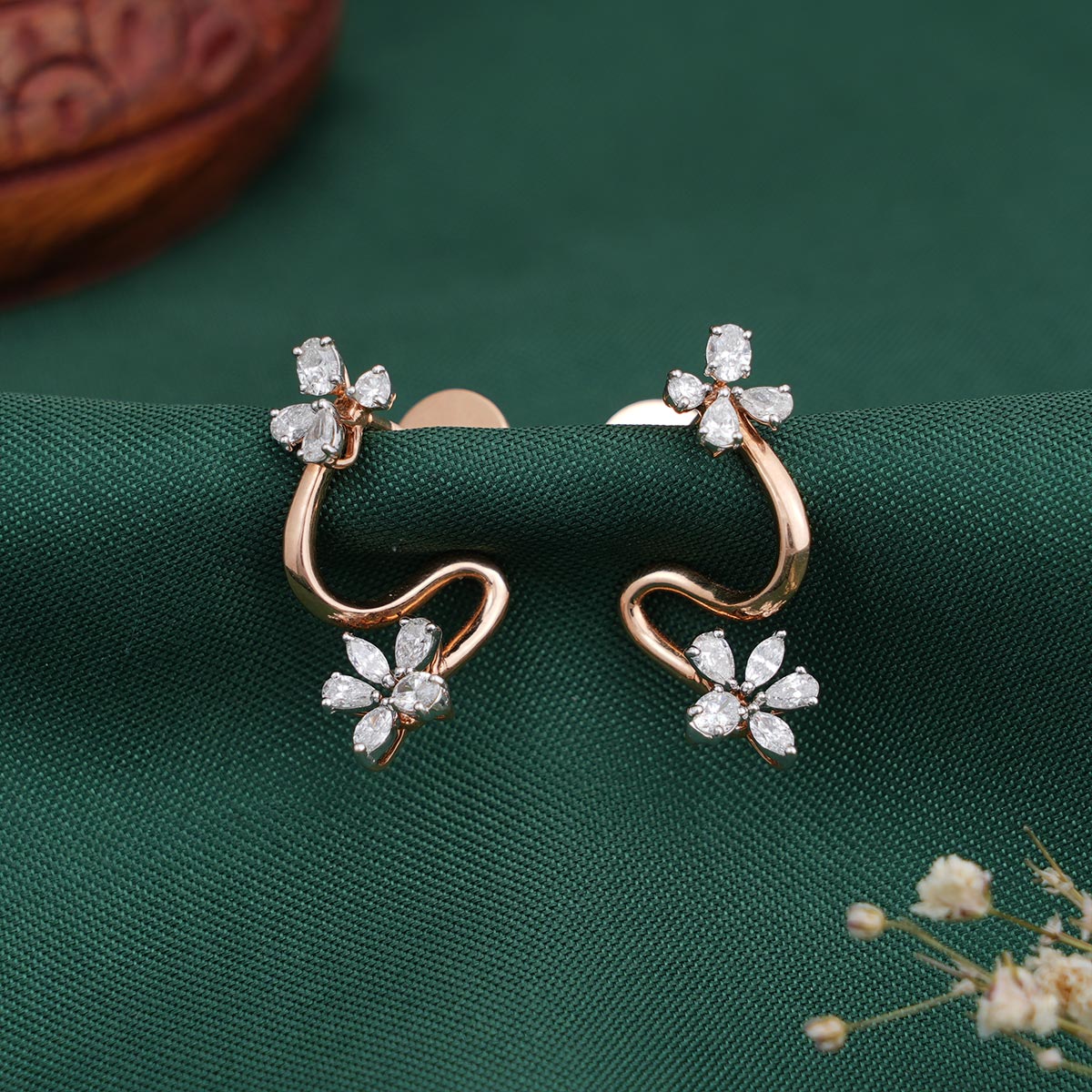 Anvisha Diamond Earring