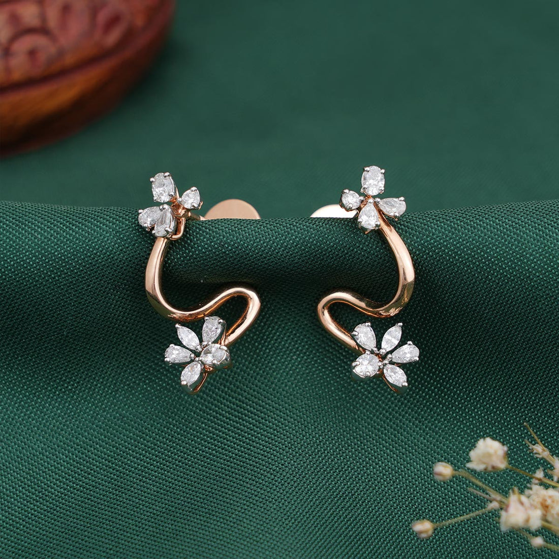 Anvisha Diamond Earring