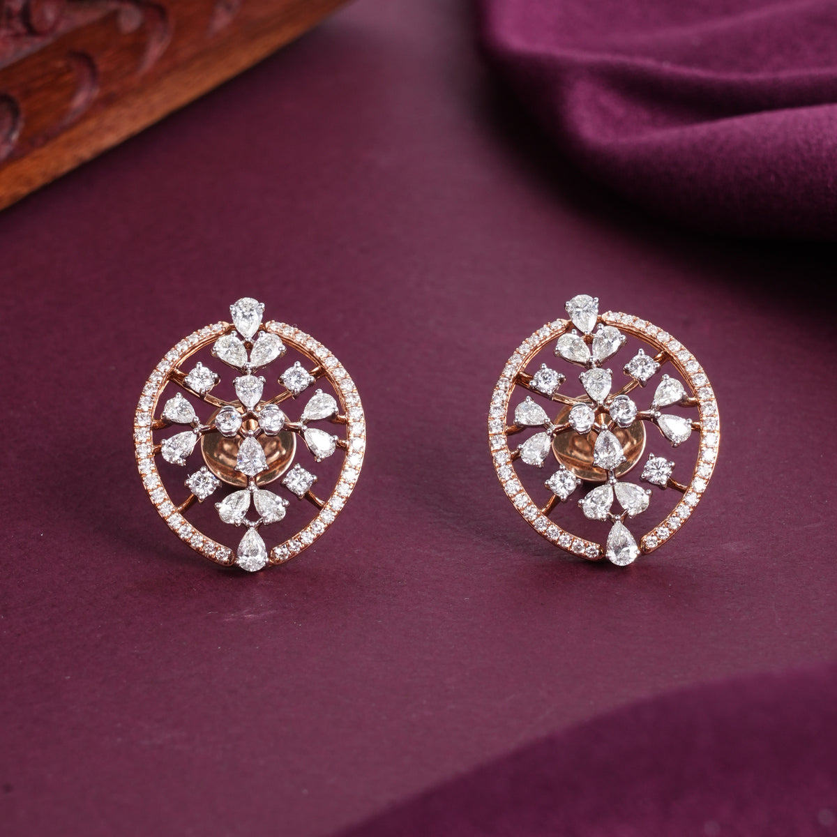 Glittering Diamond Stud