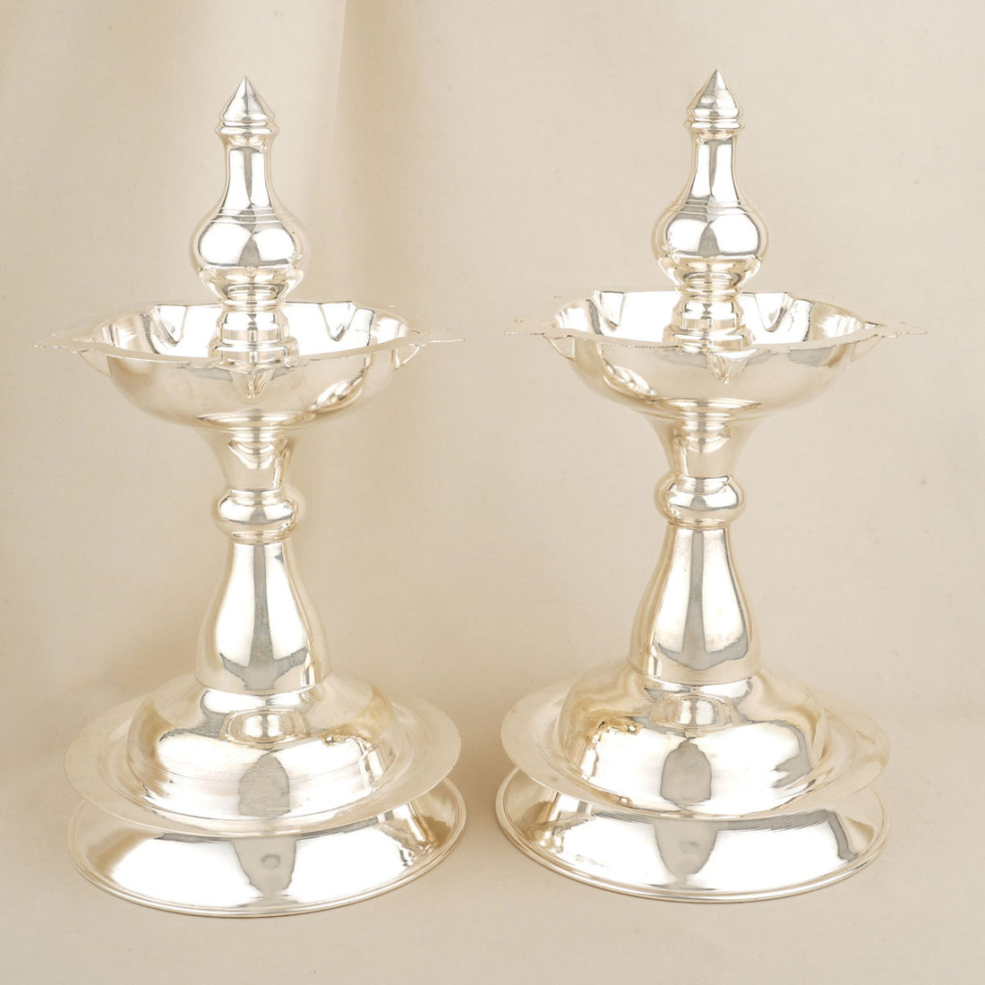 Silver Malabar Mokku Pair Lamp