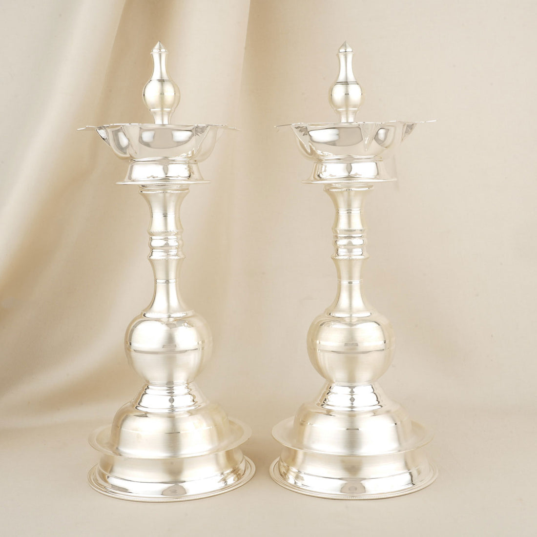 Silver Kadasal Mokku Pair Lamp