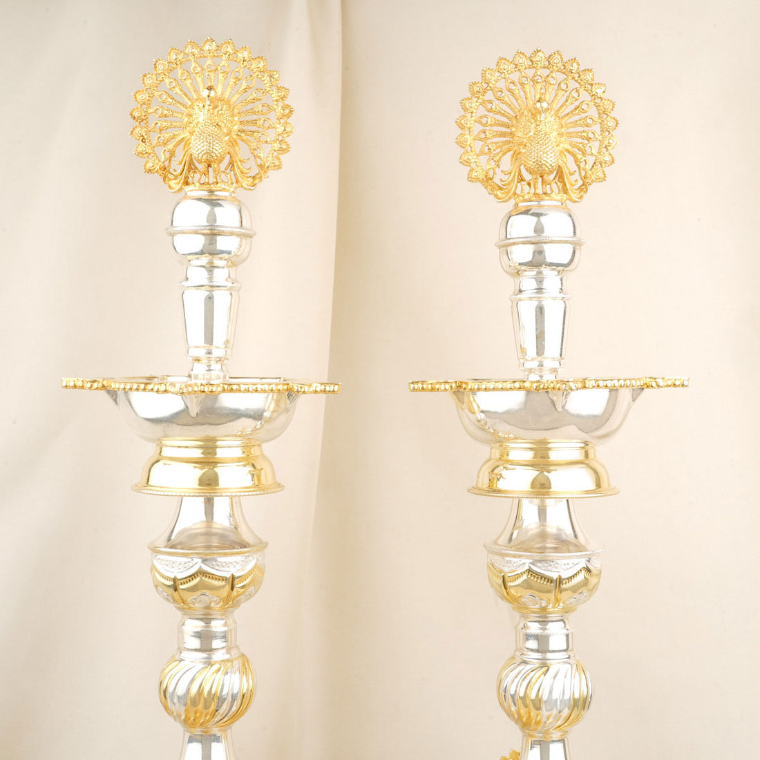 Peacock Silver Pair Lamp