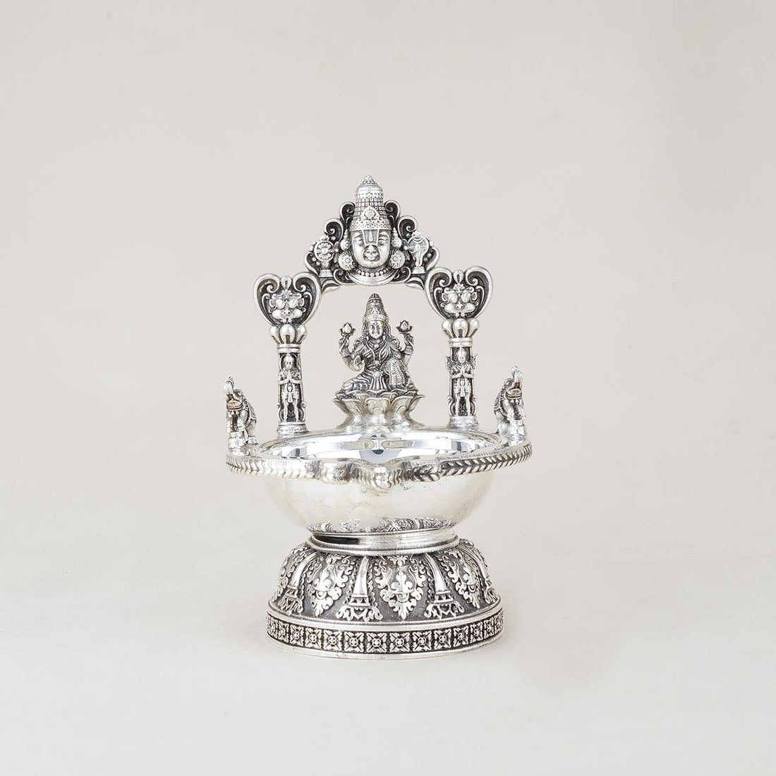 Perumal Lakshmi Antique Lamp