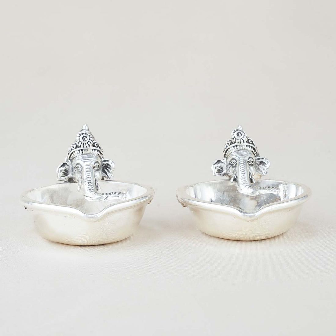 Ganesh Antique Silver Diya