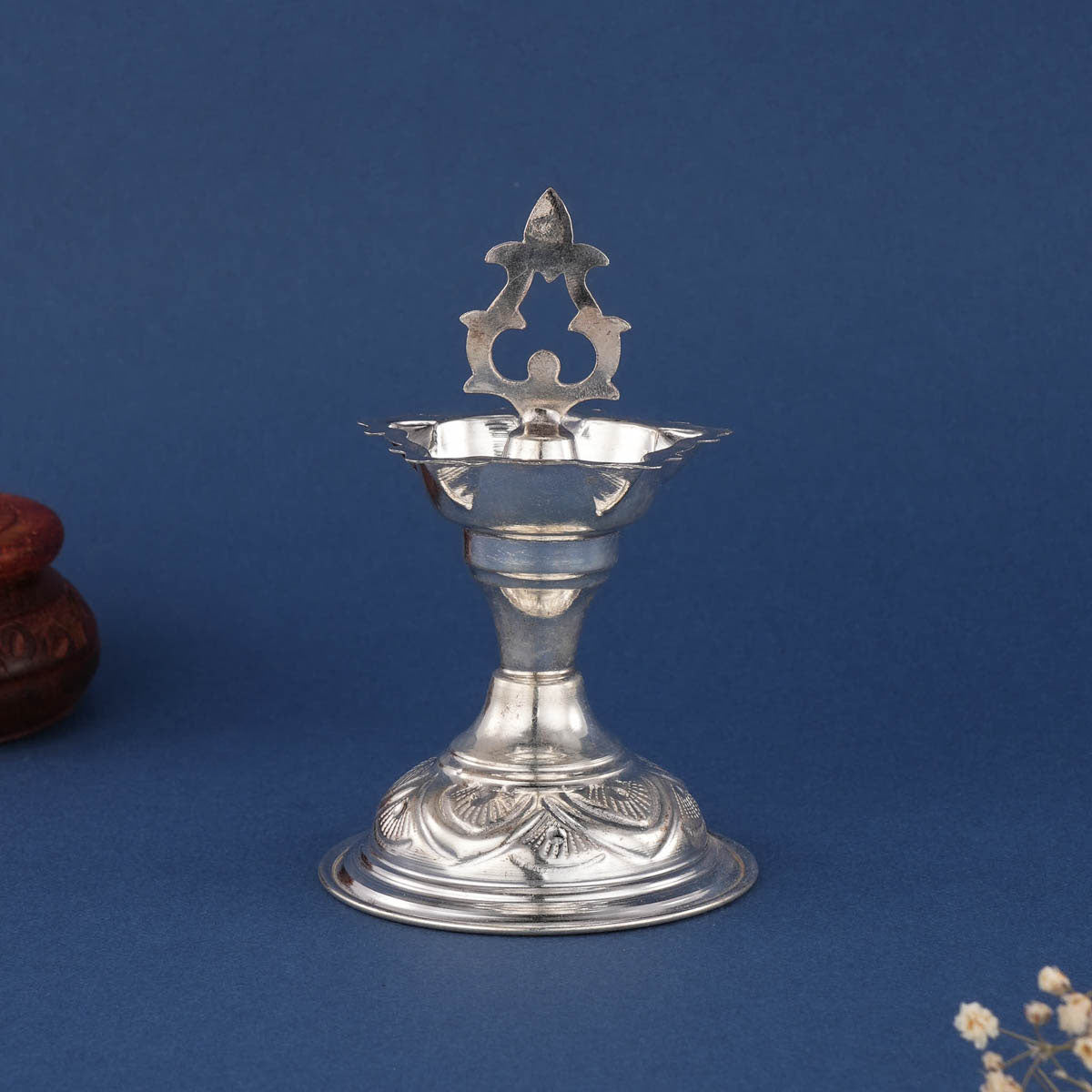 Traditional Silver Lamp