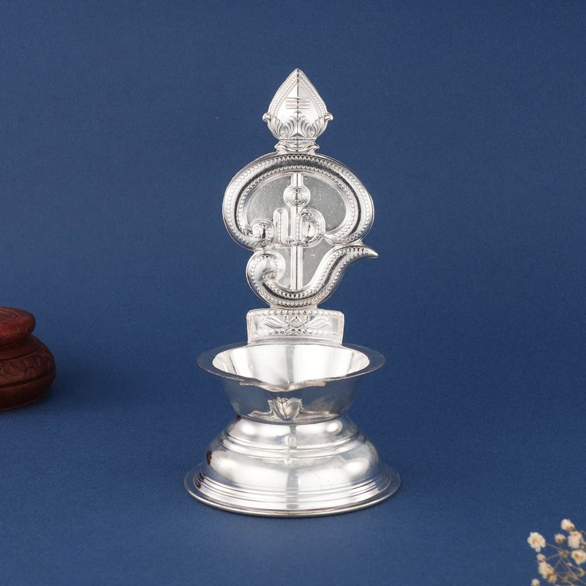 Om Design Silver Lamp