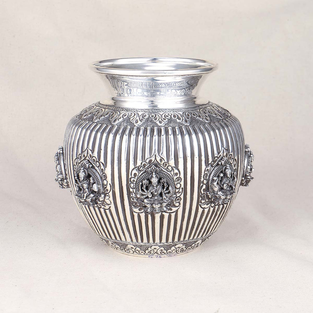 Antique Astalakshmi Sembu