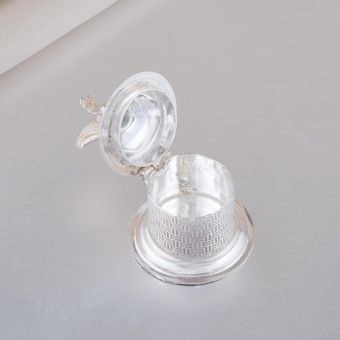 Facinate Kungumachimil Silver