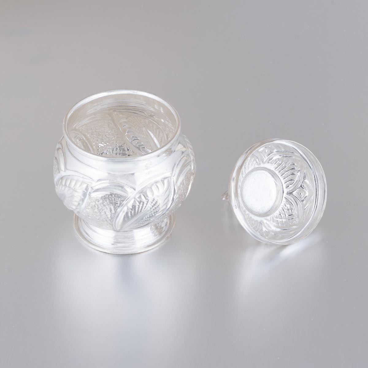 Classic Kungumachimil Silver