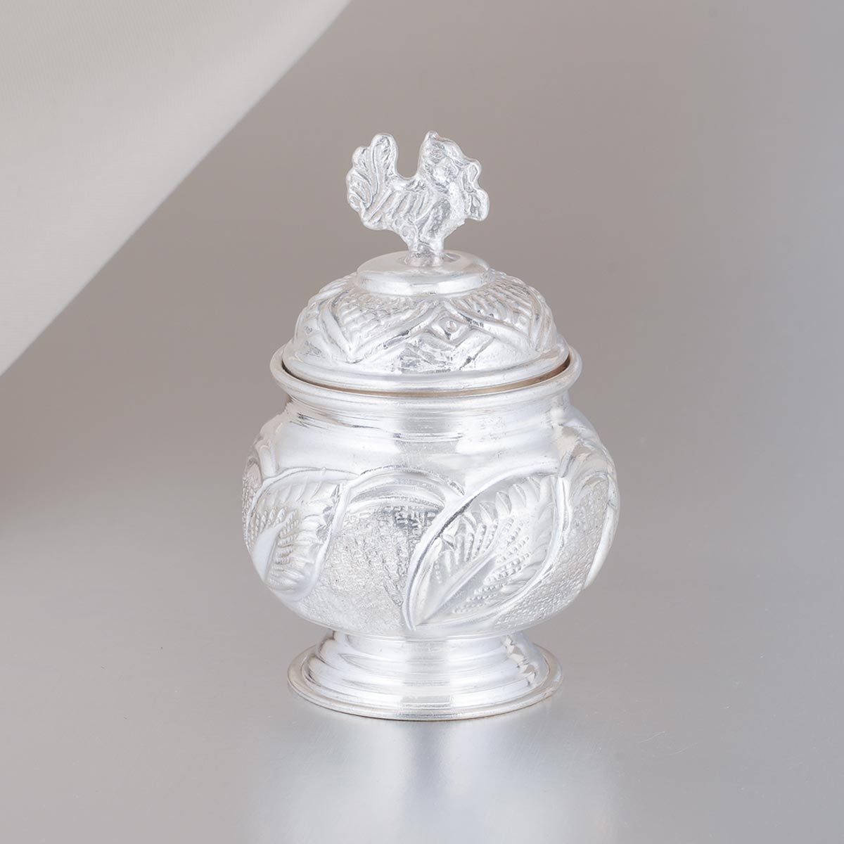 Classic Kungumachimil Silver