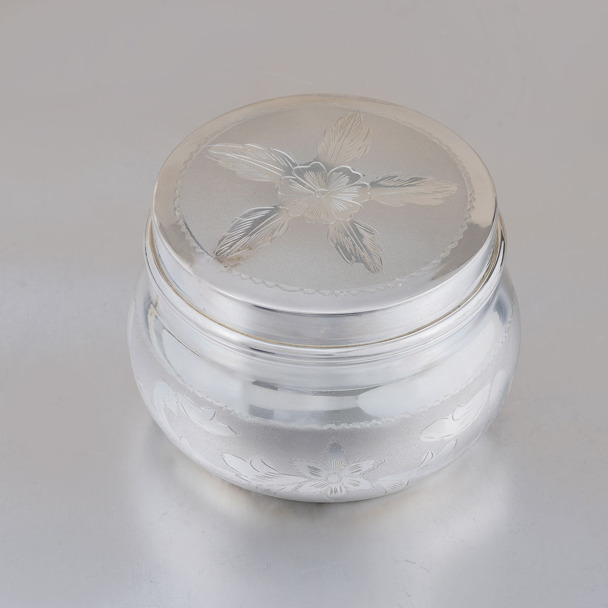 Silver Powder Box