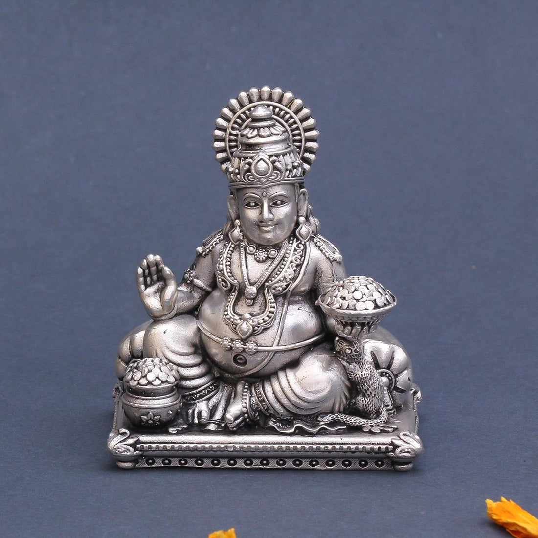 Kuberan Antique Silver Idols