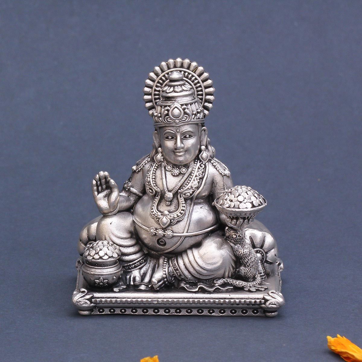 Kuberan Antique Silver Idols
