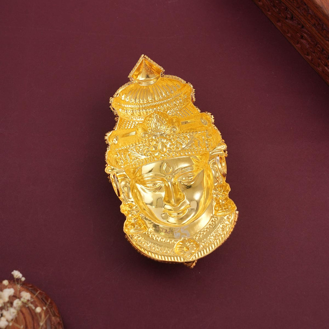 Vedha Varalakshmi Face