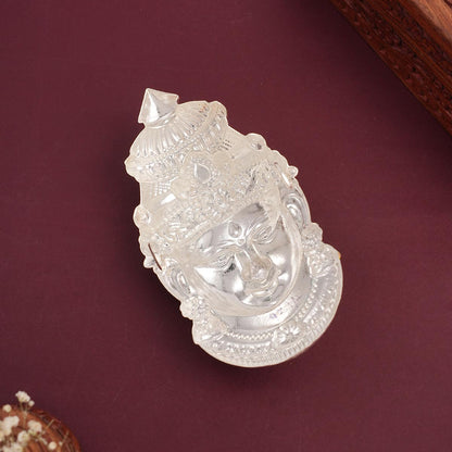 Pooja Varalakshmi Face
