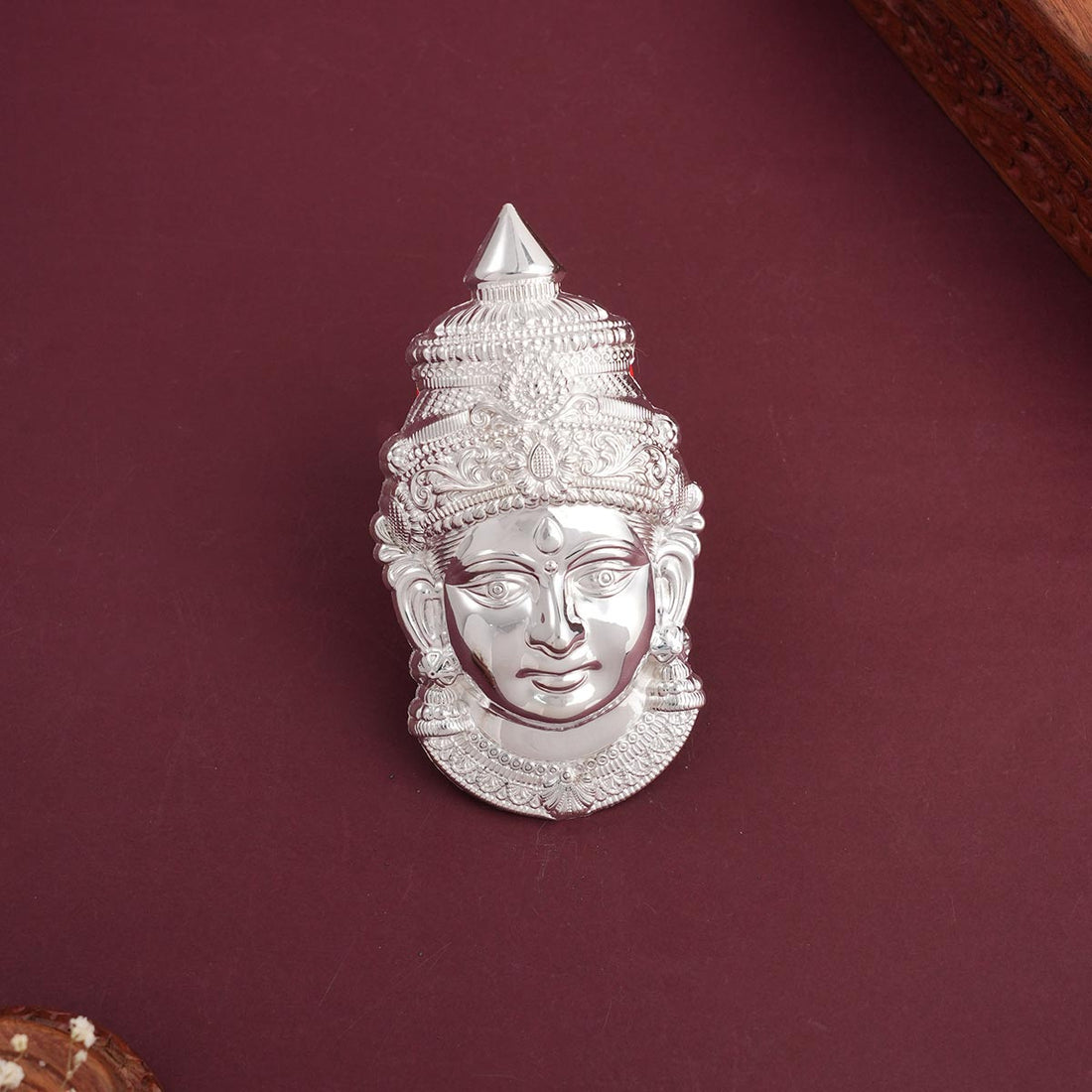 Elegant Amman Face