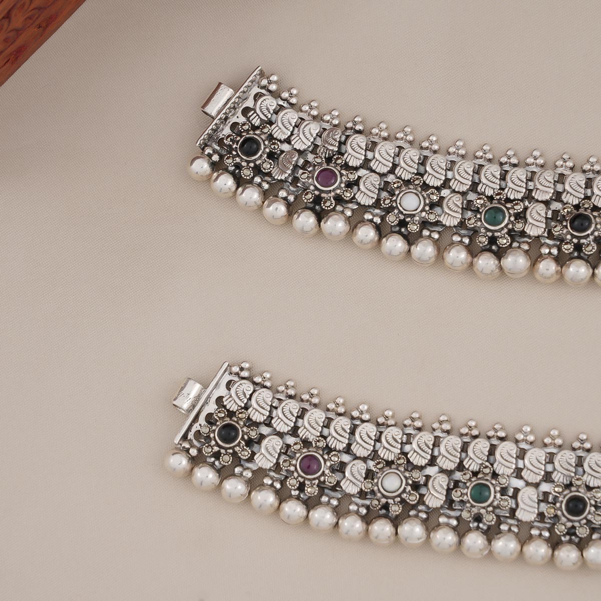 Luxurious Antique Anklet