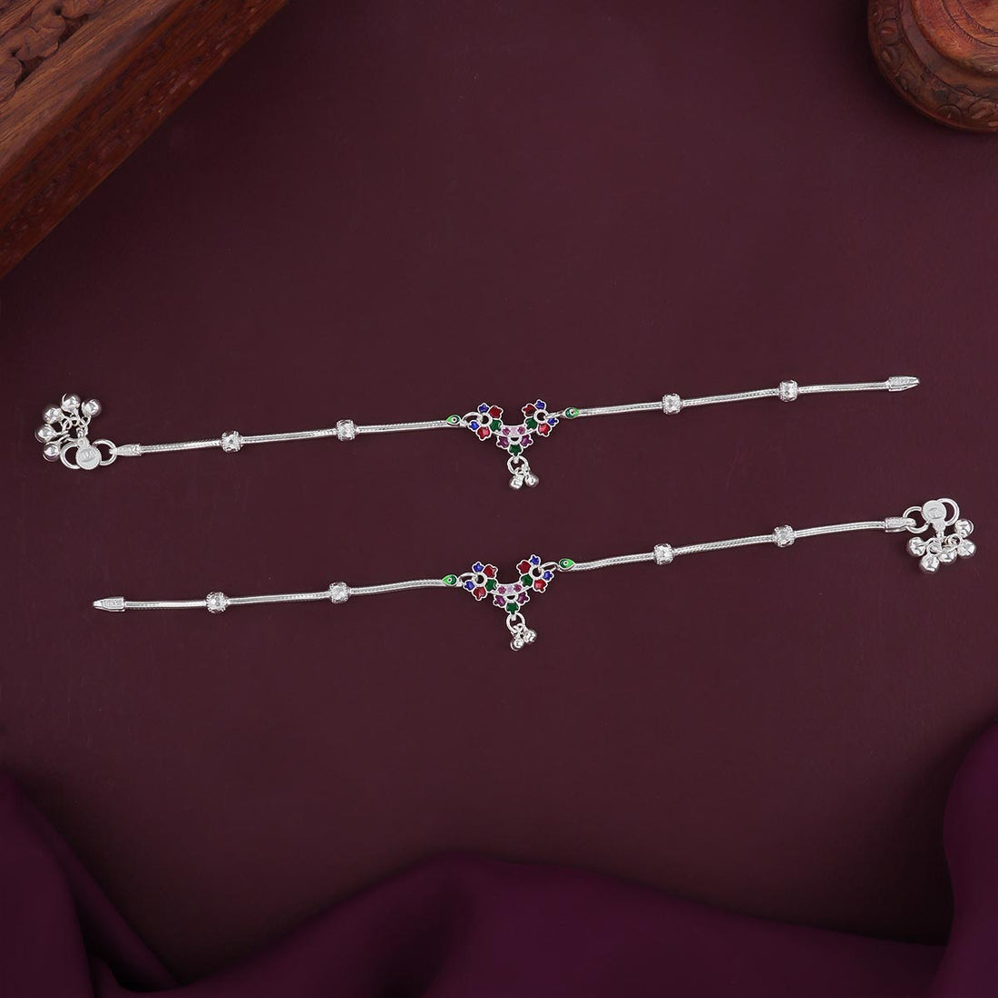 Trendy Look Silver Anklet