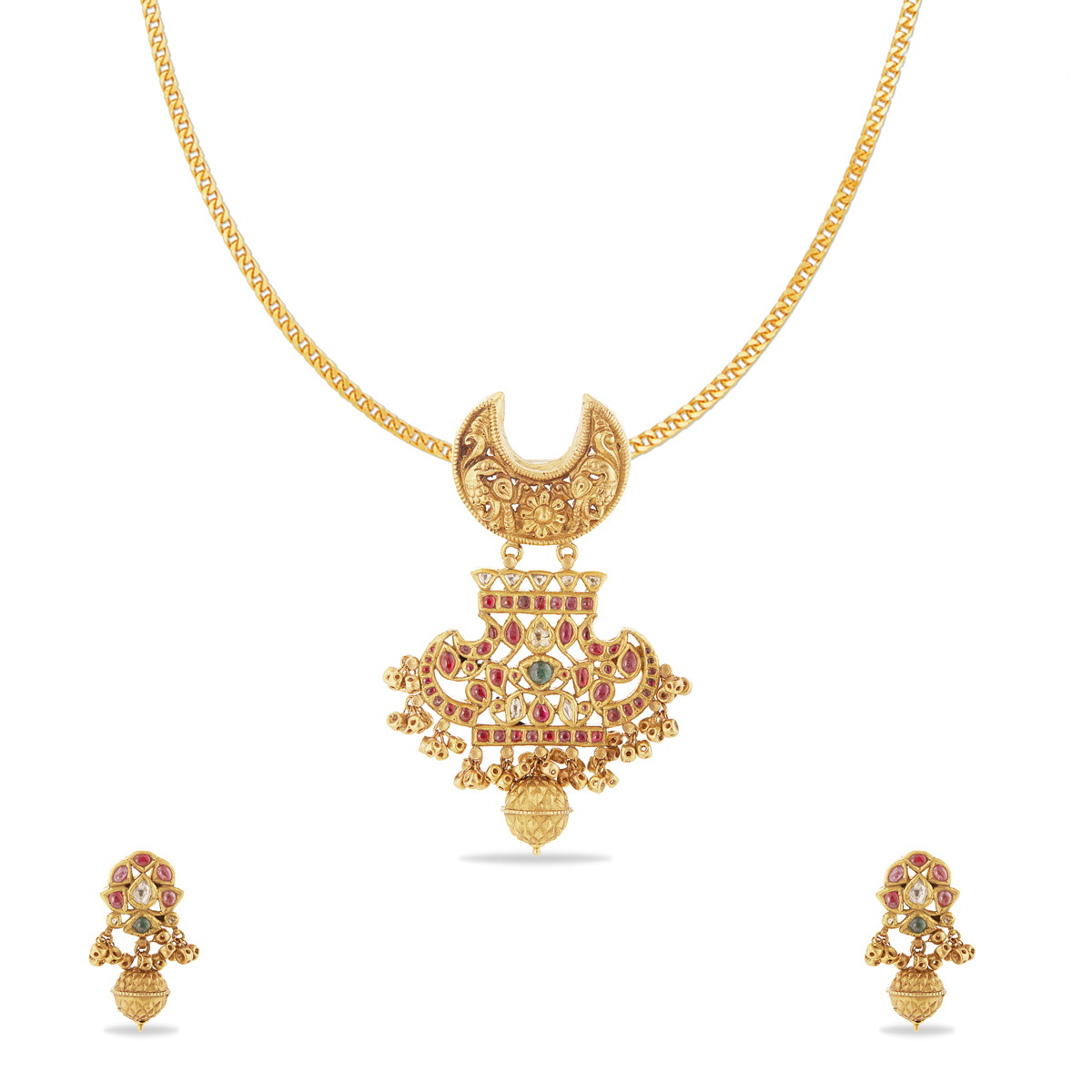 Queen style pendent 